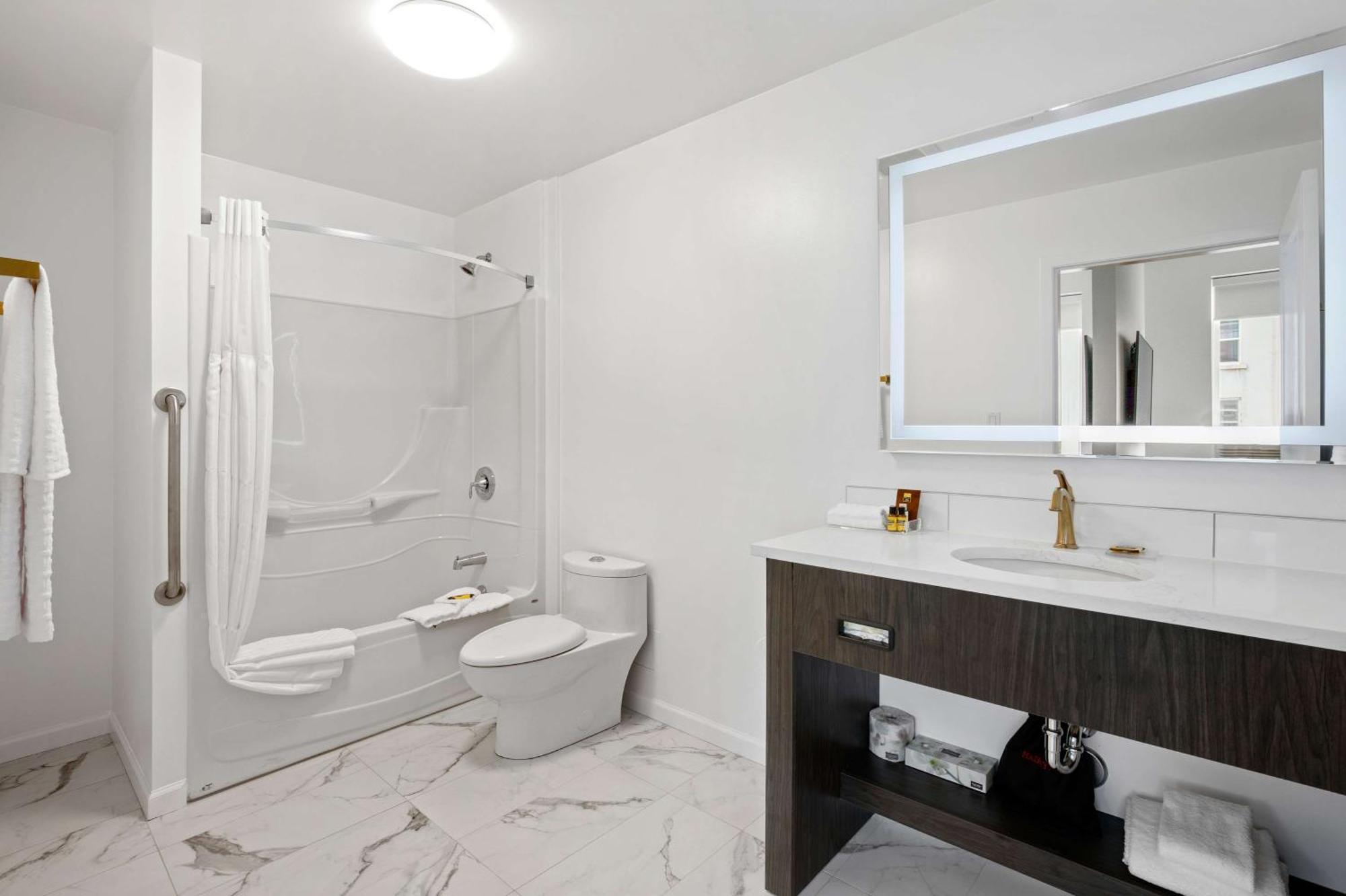 Trail Crown Columbia Hotel; BW Premier Collection מראה חיצוני תמונה