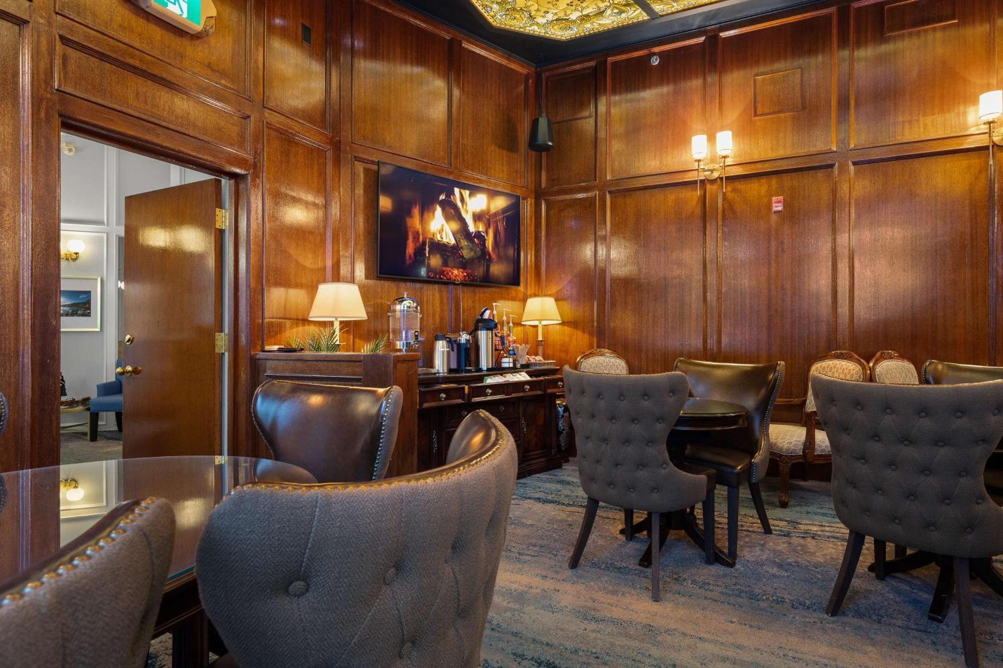 Trail Crown Columbia Hotel; BW Premier Collection מראה חיצוני תמונה