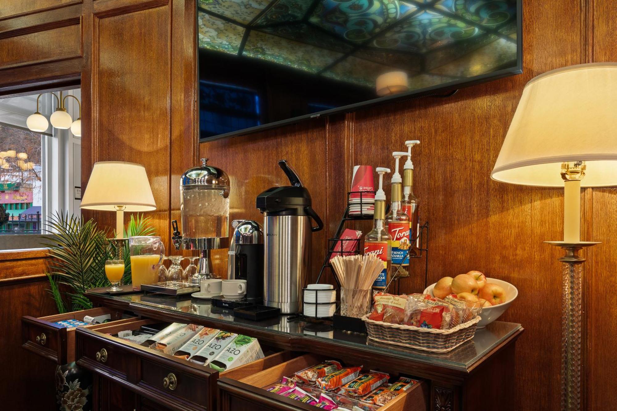 Trail Crown Columbia Hotel; BW Premier Collection מראה חיצוני תמונה